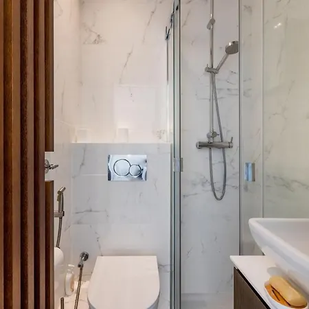 Upscale 2-br Swimming Pool Sea View *